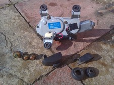 Hyundai Santa Fe MK1 rear wiper motor and wiper arm 