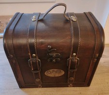 Charmed - Series 1-8 - Complete (Box Set) in Chest. 