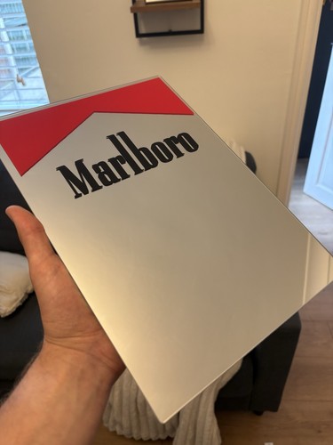 Vintage style marlboro bar - style,