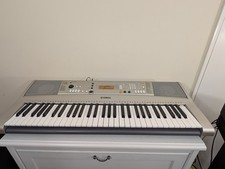 Yamaha PSR E313 Portable