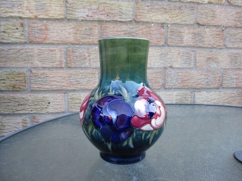 Moorcroft anemone on green - ,