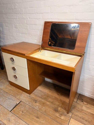 Mid century dressing - mid-century,
