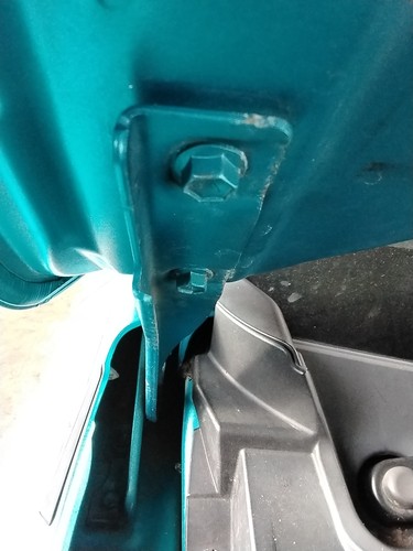 Bonnet hinge right driver - hinge,