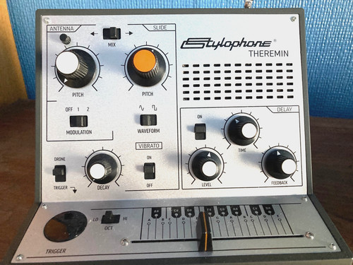 Stylophone theremin - stylophone,