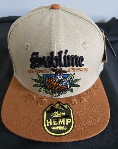 New nwt sublime red rocks - nwt,