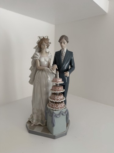 Lladro wedding cake - lladro, cake’