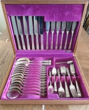 Oneida Community Plate Hampton Court 46 Pie R Cutlery Set In Case