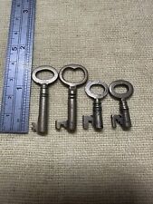 old antique small brass keys REF SK 56
