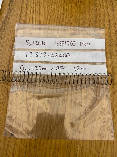 Suzuki carburettor spring