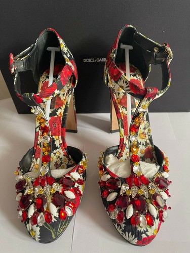 Dolce gabbana embroidered - &,