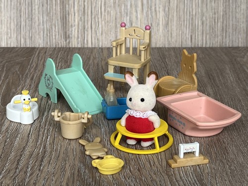 Sylvanian families nursery - families,