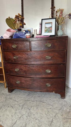 Mahogany chest drawers - chest,