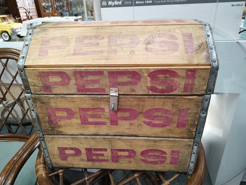 Vintage pepsi crate wooden - vintage,