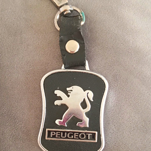 Peugeot keyring - peugeot,