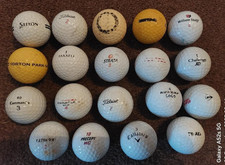 BUNDLE OF VARIOUS GOLF BALLS