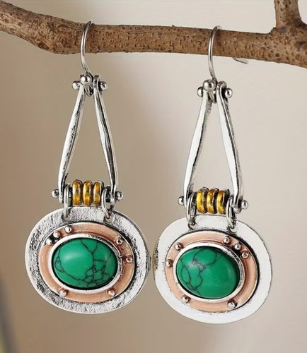 Stunning pair earrings vintage - pair,