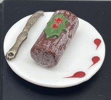 Dolls House Christmas Yule log on porcelain plate in 1/12th Scale