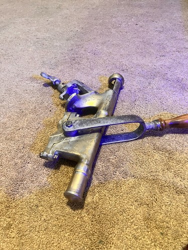 Vintage cedon brass - brass, wine
