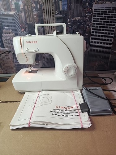 Singer sewing machine - sewing, model