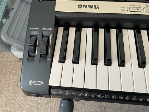 Yamaha psr 740 - 740, hardly