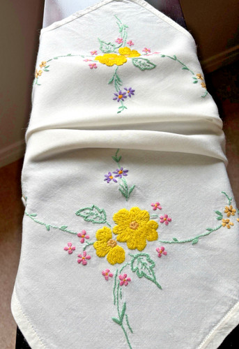 Pretty vintage ivory rayon - ivory,