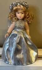 5.75 Inch Blond Vintage Bisque