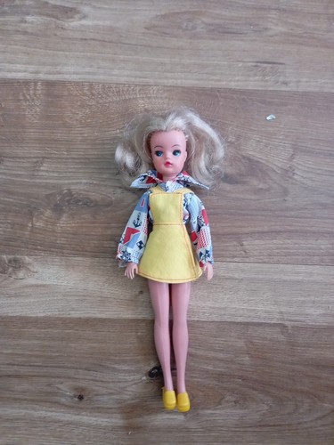 Vintage sindy blouse and skirt - sindy,