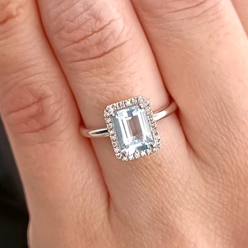 Emerald cut aquamarine - emerald,