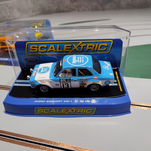Scalextric ford escort - scalextric,