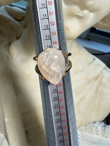 Gold tone faux - rose, quartz