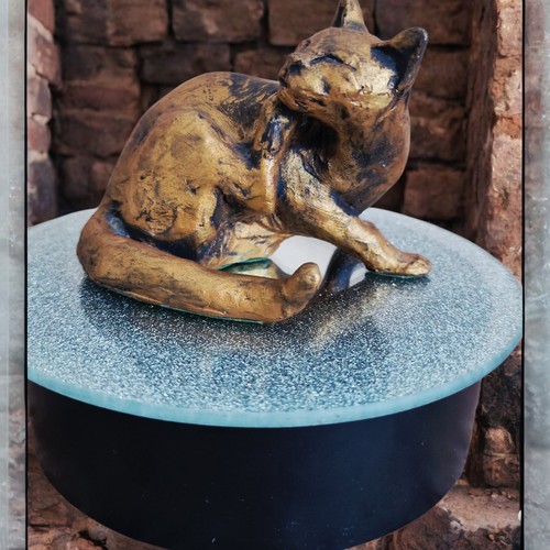 Muffin bronze cat figurine - bronze, by