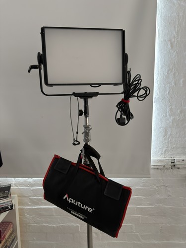 Apature nova p300c - apature, rgbww