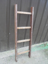 Pine Wooden 4 Rung / Step