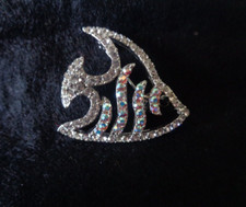 Brooch Fish Shaped Diamante Sparkle Roll Catch Fastening
