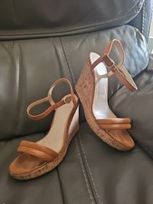 Faux Suede Tan Ladies Sandals Wedged Size 5, 38eur H&M