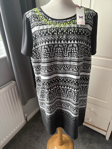 Bnwt butterfly matthew - bnwt,