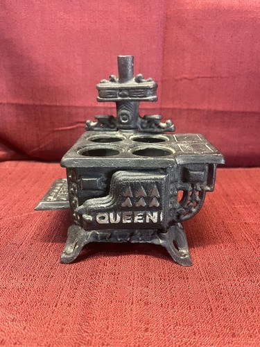 Vintage queen salesman - vintage, salesman's