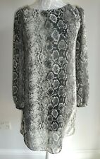 LADIES SIZE 8 SNAKE PRINT SHIFT DRESS/TUNIC WITH LONG SLEEVES SHEER FABRIC LINED