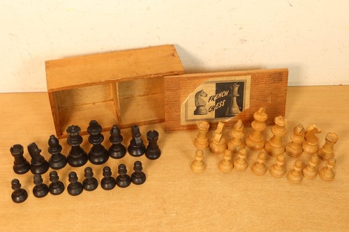 Vintage wooden french chess - wooden,