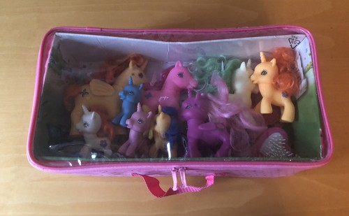 Large unicorn family chad - unicorn,