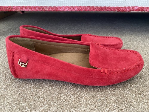 Ugg vibrant red suede - ugg, women's