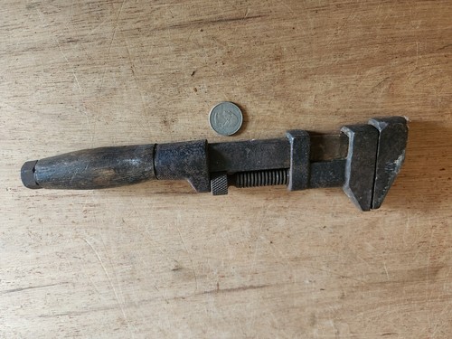 Monkey wrench hammer head - head, wood