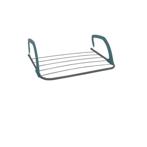 Hook radiator clothes - on,