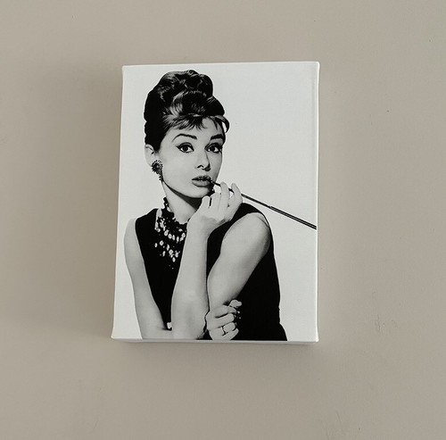 Audrey hepburn breakfast - breakfast, at