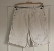 Zara Men’s White Shorts Size