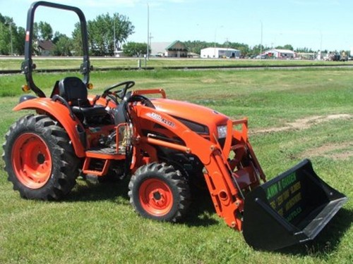 Kioti tractor workshop - ck, &