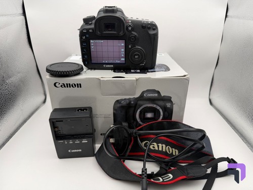 Canon eos mark digital - mark,