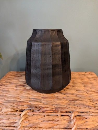 Minimalist matte black - minimalist,