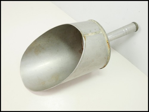 Vintage grain feed scoop - vintage,