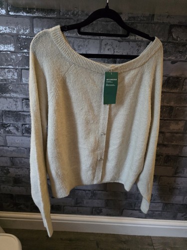 Ladies cardigan size - m,